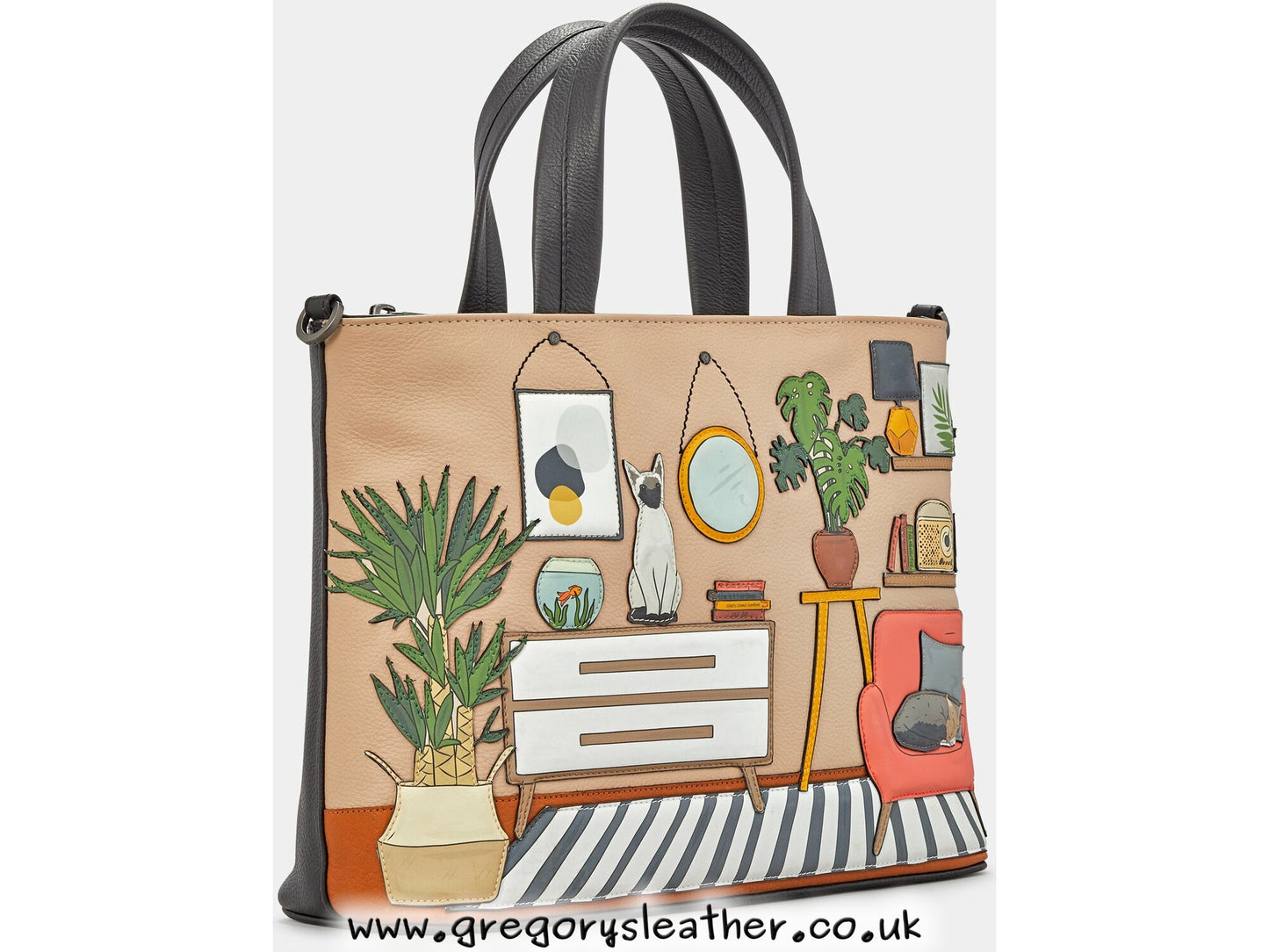 Black Cat Lounge Leather Grab Bag by Yoshi