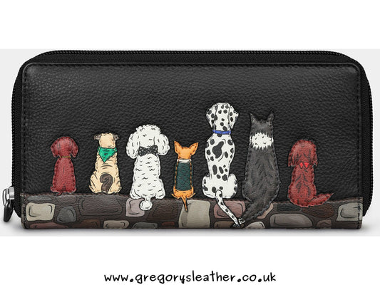 Black Bark To Bark Zip Round Leather Purse by Yoshi
